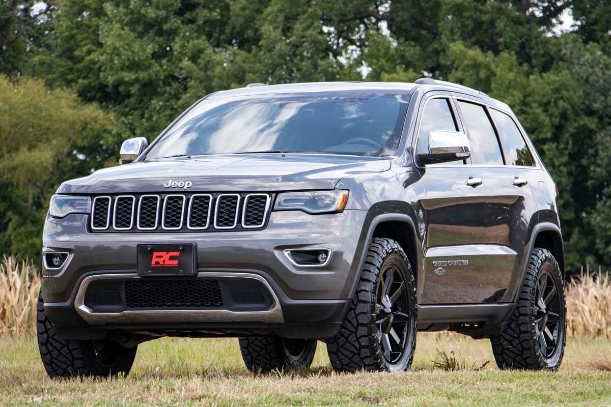 Rough Country 2016-2022 Jeep Grand Cherokee / 2016-2026 Dodge Durango 2.5 Inch Lift Kit
