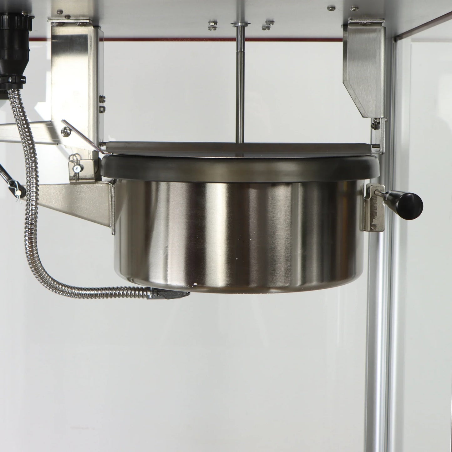 1981 Venue Pop 8-16 Ounce Popcorn Machines by Paragon Concessions