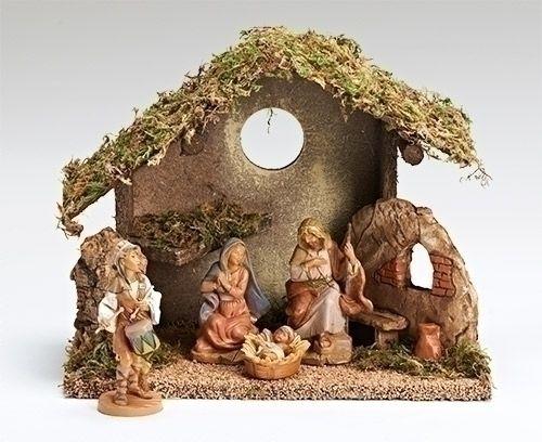 Figure Set With Italian Stable - Fontanini - 5"