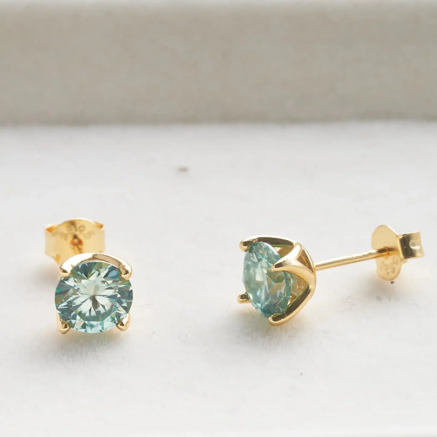 VVS D Moissanite Stud Earrings 925 Sterling Silver 18K Gold Plated Wedding